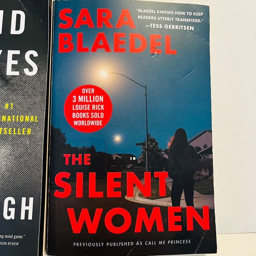 Book bundle of three‎ books If You Tell Behind Her Eyes The Silent Woman - Picture 4 of 10